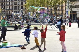 Trẻ em vui chơi ở Barcelona. (Nguồn: Lifestyle Barcelona)