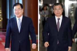 Giám đốc Cơ quan Tình báo quốc gia Suh Hoon (phải)và người đứng đầu Văn phòng An ninh quốc gia của Tổng thống Hàn Quốc, ông Chung Eui-yong (trái) sẽ tới Triều Tiên. (Nguồn: YONHAP/TTXVN)