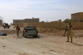 Binh sỹ Iraq trong chiến dịch truy quét IS tại thành phố Rawa ngày 18/11/2017. (Nguồn: THX/TTXVN)