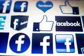 Biểu tượng Facebook trên màn hình máy tính. (Nguồn: AFP/TTXVN)