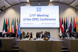 Toàn cảnh hội nghị lần thứ 175 Tổ chức các nước xuất khẩu dầu mỏ (OPEC) ở Vienna, Áo ngày 6/12/2018. (Ảnh: AFP/TTXVN)