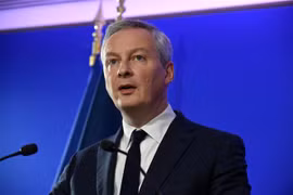 Bộ trưởng Kinh tế và Tài chính Pháp Bruno Le Maire phát biểu trong cuộc họp báo tại thủ đô Paris ngày 3/12/2018. (Ảnh: AFP/TTXVN)