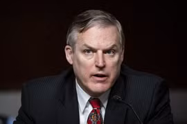 Quyền Thứ trưởng Quốc phòng Mỹ phụ trách chính sách James Anderson. (Nguồn: Bloomberg)