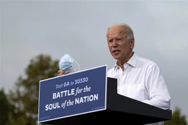 Ông Joe Biden phát biểu trong chiến dịch vận động tranh cử tại Atlanta, Georgia, Mỹ, ngày 27/10/2020. (Ảnh: AFP/TTXVN)