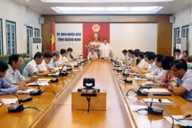 Chủ tịch Ủy ban Nhân dân tỉnh Quảng Ninh Nguyễn Đức Long chủ trì cuộc họp. (Nguồn: quangninh.gov.vn)