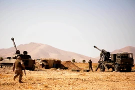 Liban tạm ngừng bắn trong cuộc chiến chống IS ở biên giới với Syria