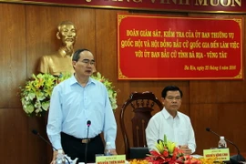 Chủ tịch Ủy ban Trung ương Mặt trận Tổ quốc Việt Nam Nguyễn Thiện Nhân phát biểu tại buổi làm việc. (Ảnh: Đoàn Mạnh Dương/TTXVN)
