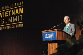 Đại sứ Phạm Quang Vinh phát biểu tại cuộc hội thảo (Ảnh: Thanh Tuấn/Vietnam+)