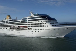 Tàu du lịch Adonia, thuộc hãng du lịch tàu biển Carnival, sẽ cập bến Cuba mỗi tuần bắt đầu từ ngày 1/5. (Nguồn: EPA/TTXVN)