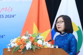 Phó Tổng giám đốc TTXVN Đoàn Thị Tuyết Nhung phát biểu tại lễ trao giải cuộc thi "Phóng viên trẻ Pháp ngữ." (Ảnh: Tuấn Anh/TTXVN)