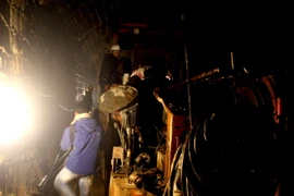 Lính cứu hỏa TP.HCM tiếp viện cứu hộ vụ sập hầm thủy điện