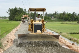 Những công trình xây dựng nông thôn mới thắm tình quân dân