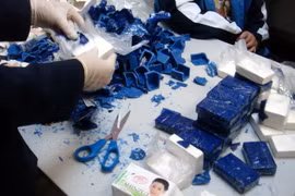 Bắt vụ vận chuyển gần 3kg heroin ngụy trang dưới dạng xà phòng cục