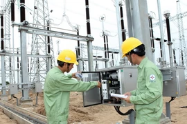 Cung cấp điện an toàn liên tục cho các tỉnh miền Trung-Tây Nguyên