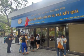 Hà Nội: Phụ huynh kiến nghị gì trong vụ đề thi Toán vào 10 bị mờ?