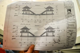 [Photo] Nỗ lực trả lại nguyên trạng cho Công viên Tuổi trẻ Thủ đô