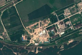 Hình ảnh do vệ tinh GeoEye cung cấp về cơ sở hạt nhân Yongbyon của Triều Tiên. (Ảnh: AFP/TTXVN)