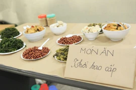 Học sinh trải nghiệm thời kỳ bao cấp tại bảo tàng Điện Biên Phủ