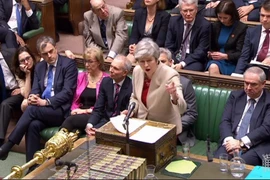 Thủ tướng Anh Theresa May phát biểu tại phiên họp của Hạ viện về thỏa thuận Brexit tại London, ngày 29/3/2019. (Ảnh: AFP/TTXVN)