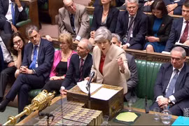 Thủ tướng Anh Theresa May phát biểu tại phiên họp của Hạ viện về thỏa thuận Brexit tại London, ngày 29/3/2019. (Ảnh: AFP/TTXVN)