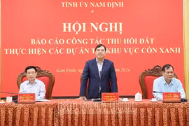 Ủy viên BCH Trung ương Đảng, Bí thư Tỉnh ủy Nam Định Phạm Gia Túc phát biểu chỉ đạo hội nghị. (Nguồn: báo Nam Định)