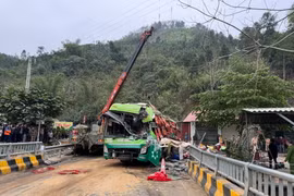 Hiện trường vụ tai nạn giao thông. (Ảnh: TTXVN phát)