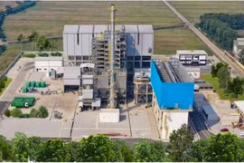 Toàn cảnh Nhà máy xử lý chất thải rắn công nghệ cao phát năng lượng tại xã Ngũ Thái, huyện Thuận Thành, tỉnh Bắc Ninh. (Ảnh: PV/Vietnam+)