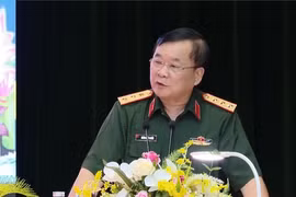 Thượng Tướng Hoàng Xuân Chiến phát biểu chỉ đạo tại hội nghị. (Ảnh: Hồng Pha/ TTXVN phát)