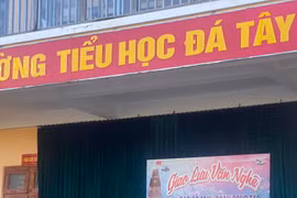 Những công dân "nhí" hồn nhiên trên quần đảo Trường Sa