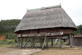 Có gì bên trong 'biểu tượng văn hóa' của người Cơ Tu Quảng Nam? 