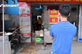 [Video] Vùng xanh Gia Lâm trong ngày đầu cho phép bán đồ ăn mang về