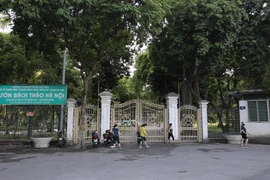 Người dân thiếu chỗ tập thể thao do nhiều điểm công cộng chưa mở cửa