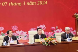 Chủ tịch Quốc hội Vương Đình Huệ chủ trì hội nghị. (Ảnh: Nhan Sáng/TTXVN)