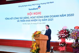 Chủ tịch Hội đồng quản trị VietinBank Lê Đức Thọ phát biểu tại Hội nghị. (Ảnh: Vietnam+)