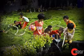 Nụ cười "Tuổi thơ" qua góc nhìn của tác giả Nguyễn Văn Hòa - Giải Khoảnh Khắc Vàng mùa thứ tư (năm 2016). 