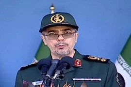 Tham trưởng Các Lực lượng Vũ trang Iran, Thiếu tướng Mohammad Hussain Baqari phát biểu tại một cuộc diễu hành quân sự ngày 21/9 vừa qua. (Nguồn: Press TV)