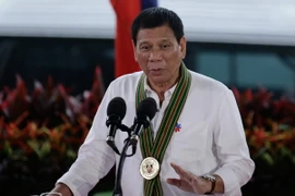 Tổng thống Philippines Rodrigo Duterte phát biểu tại một sự kiện ở thành phố Taguig, phía nam Manila ngày 4/10 vừa qua. (Ảnh: EPA/TTXVN)