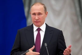 Tổng thống Nga Vladimir Putin phát biểu trong cuộc họp tại Moskva ngày 22/9 vừa qua. (Ảnh: EPA/TTXVN)