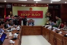 Công an tỉnh Đắk Lắk thông tin chính thức vụ nổ. (Ảnh: Phạm Cường/TTXVN)