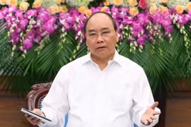 Thủ tướng Nguyễn Xuân Phúc chủ trì Phiên họp Chính phủ thường kỳ tháng Chín vừa qua. (Ảnh: Thống Nhất/TTXVN)