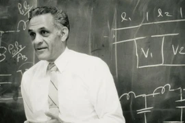 Tiến sĩ Amar Bose - người sáng lập hãng âm thanh Bose