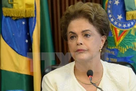 Tổng thống Brazil Dilma Rousseff phát biểu trong một cuộc họp ở Brasilia ngày 4/3. (Ảnh: AFP/TTXVN)