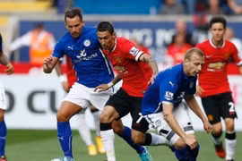 Leicester City - Manchester United 5-3: Quỷ đỏ choáng váng