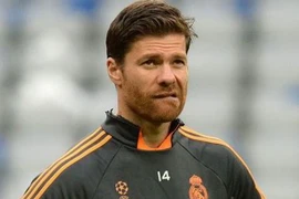 Chuyển nhượng 6/8: M.U công bố tân binh, Liverpool mua Alonso