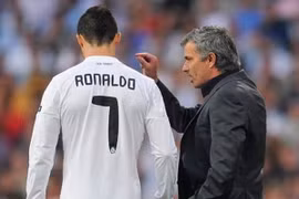 Mourinho vẫn "oán" Cristiano Ronaldo về cú penalty hỏng ăn