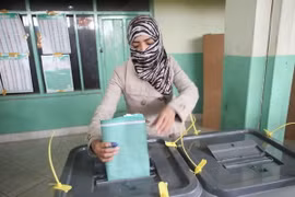 Afghanistan: Ứng cử viên tổng thống nghi ngờ kết quả bầu cử