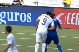 Luis Suarez đối mặt án phạt kỷ lục vì cắn trộm Chiellini