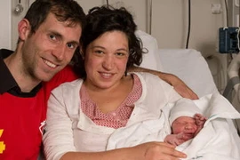 Đặt tên con để ghi dấu chiến thắng của "Quỷ đỏ"