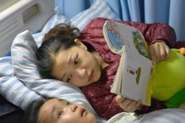 Cậu bé 7 tuổi hy sinh tính mạng để cứu sống mẹ