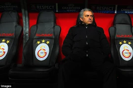 Chùm ảnh Chelsea nhọc nhằn trên sân Galatasaray